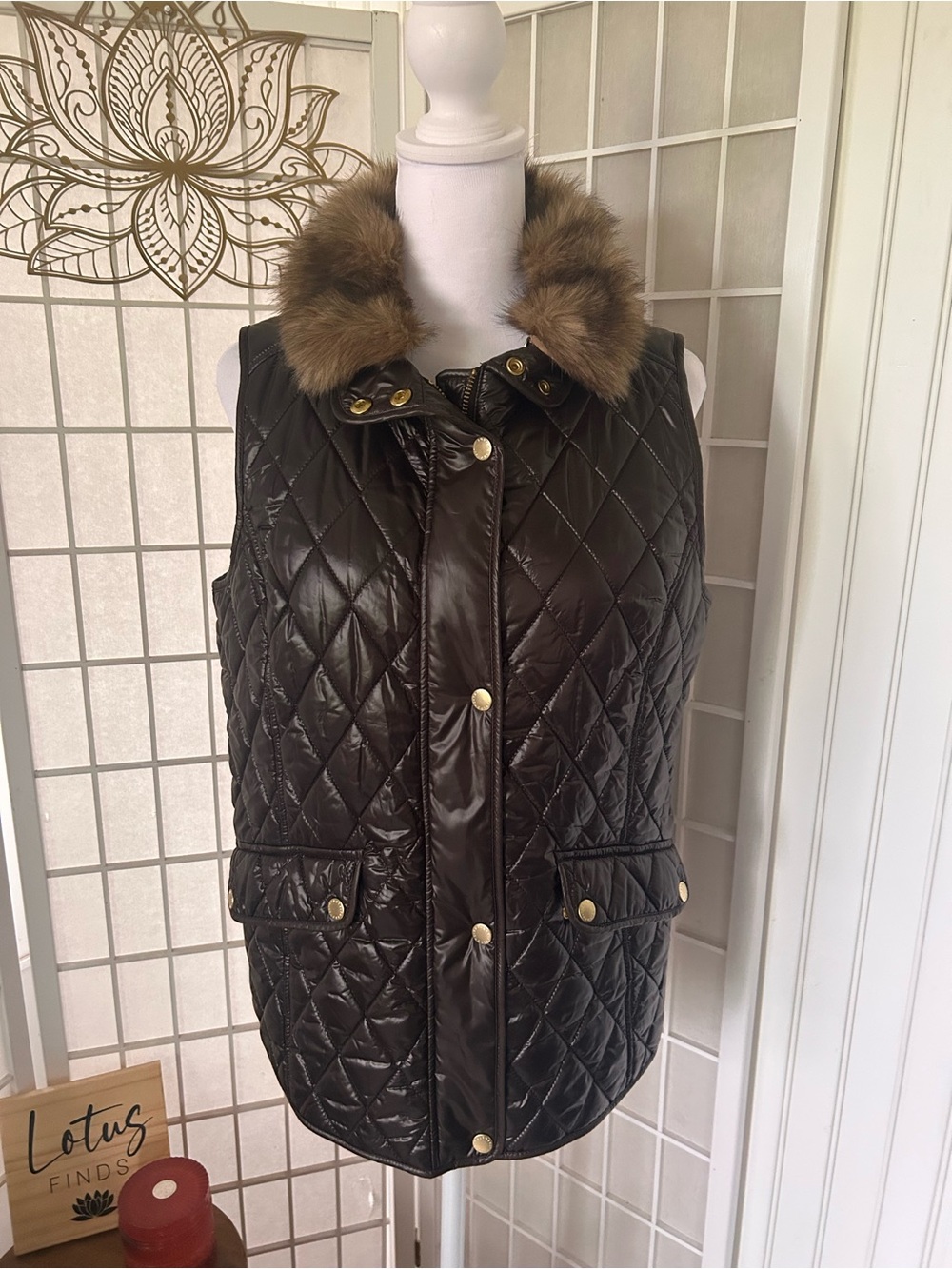 Talbots Chocolate Brown Quilted Faux-Fur Collar Vest Medium